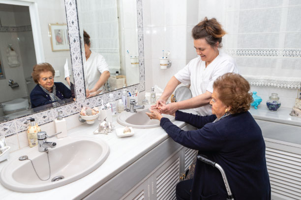 SunRise Haven assisted living provides residential care, personal care and respite care to Hampton Roads Virginia